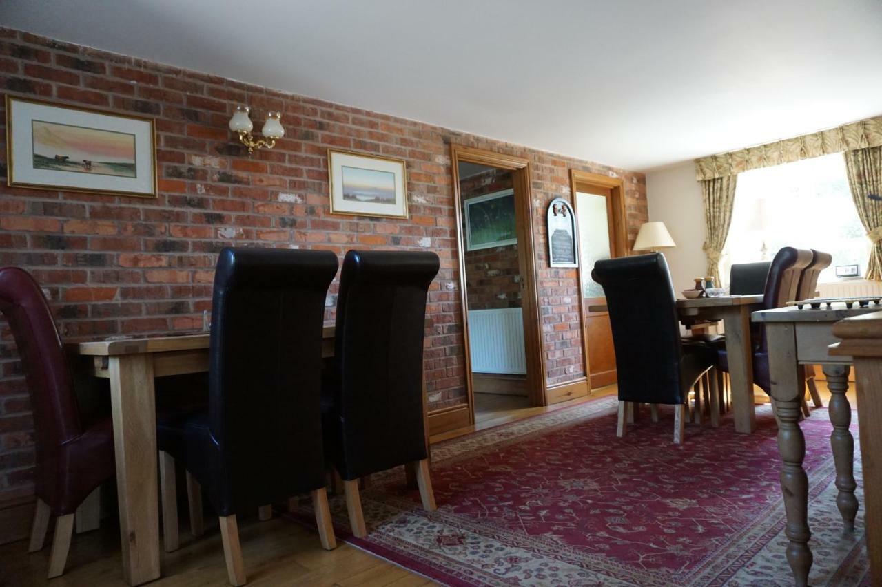 Chapel Croft Guest House Biddulph  Kültér fotó
